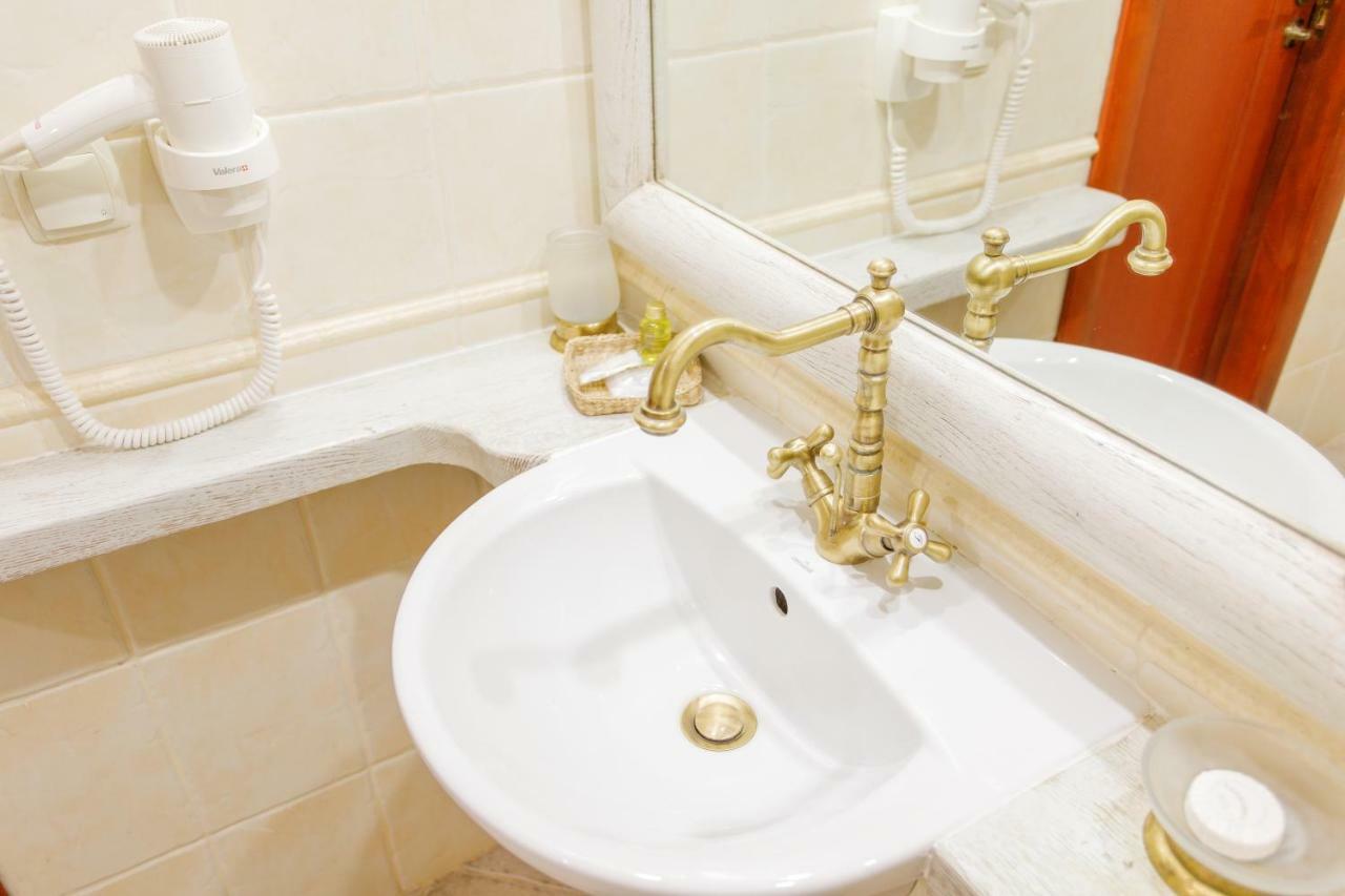 Hotel Zdybanka Sumy Zewnętrze zdjęcie